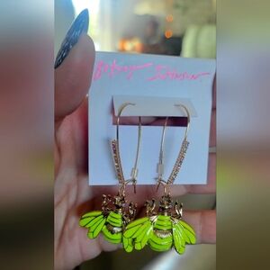Betsey Johnson Bee Sheperd Hook Dangle Earrings